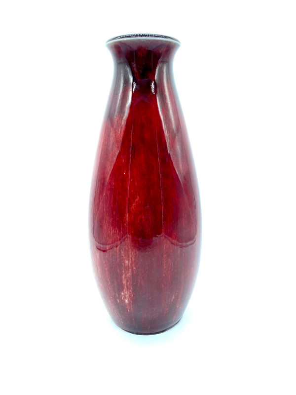 Large red Art Deco vase in Sèvres porcelain 1931