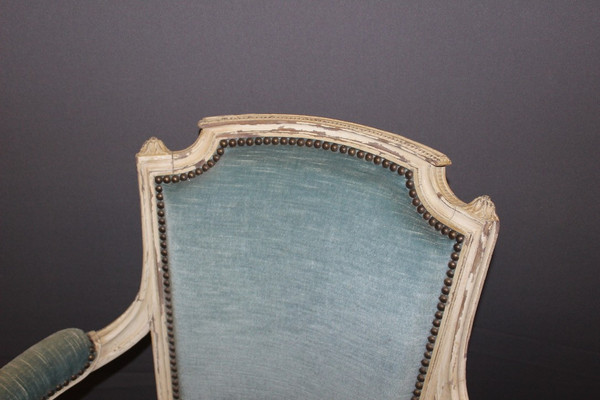 Paire De Fauteuils De Style Louis XVI En Noyer Laqué Blanc Vers 1900