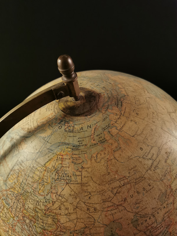 Large Terrestrial Globe By Forest Early 20th Century