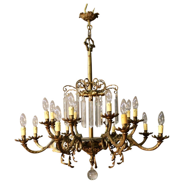 16-Light Bronze Chandelier With Pendants