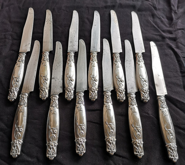 12 art nouveau table knives