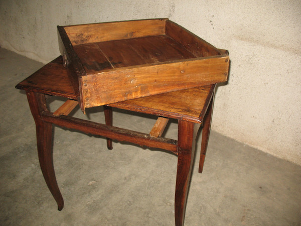 Small writing desk Louis XV period 18th century in walnut with a large drawer