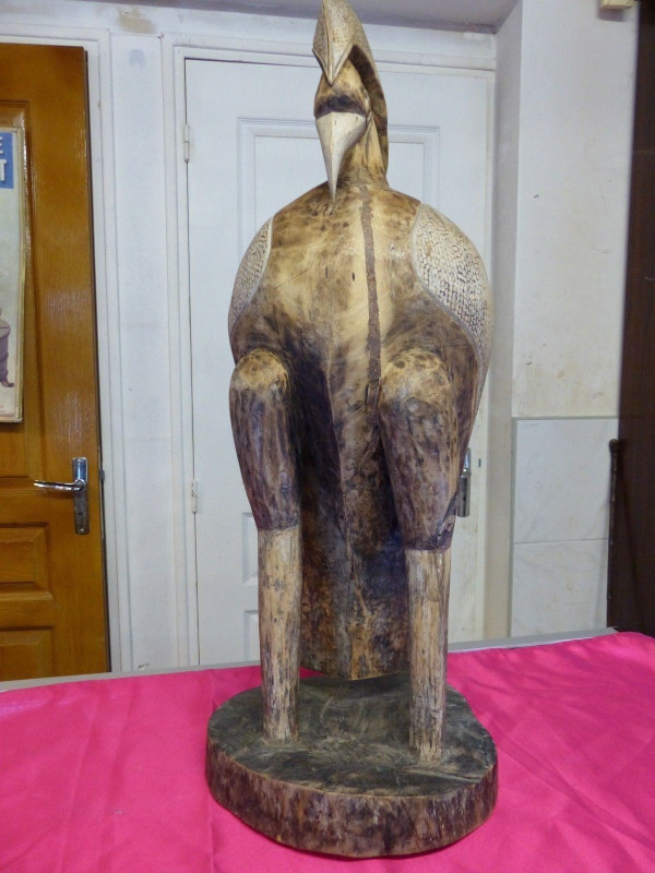 Early 20th century African wooden sculpture of a Senoufo calao bird from Ivory Coast