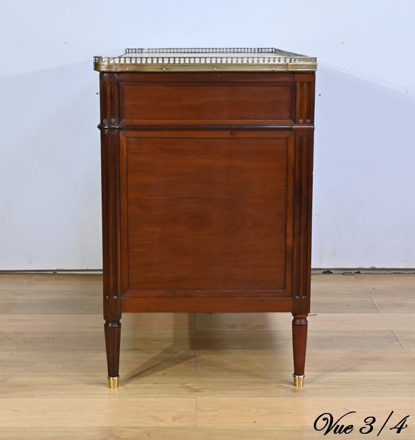 Cuban Mahogany Chest of Drawers, Louis XVI Period – 2nd Part 18th Century