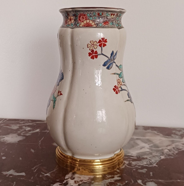 Samson Manufacture – montierte Vase imitiert Chantilly – kakiemon Louis XV Dekor – Steingut