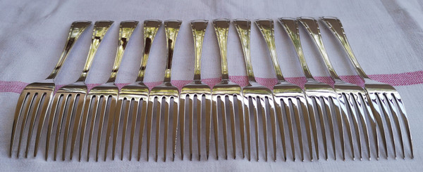 12 art deco dessert cutlery Alfénide goldsmiths (Christofle hallmarks)