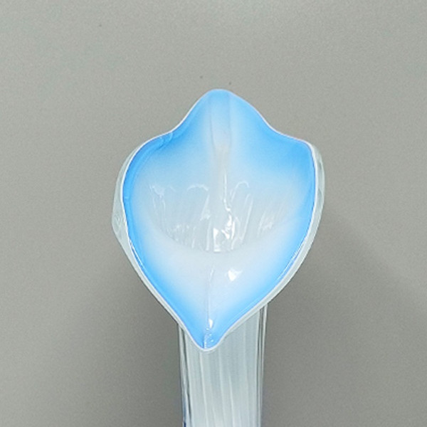 1960 Stupefacente vaso "Calla Lily" di Jack in the Pulpit in vetro di Murano.