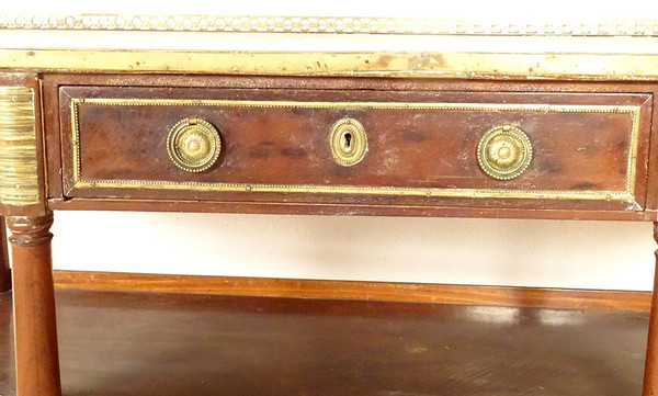 Louis XVI Half-moon console Mahogany White marble Gilt brass 18th century