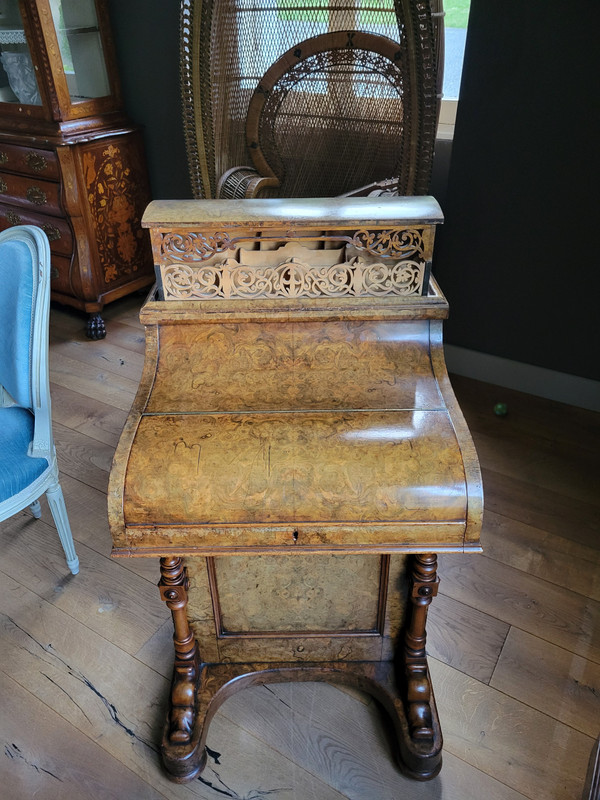 Pop up Davenport" desk in burr walnut with ebony moulding