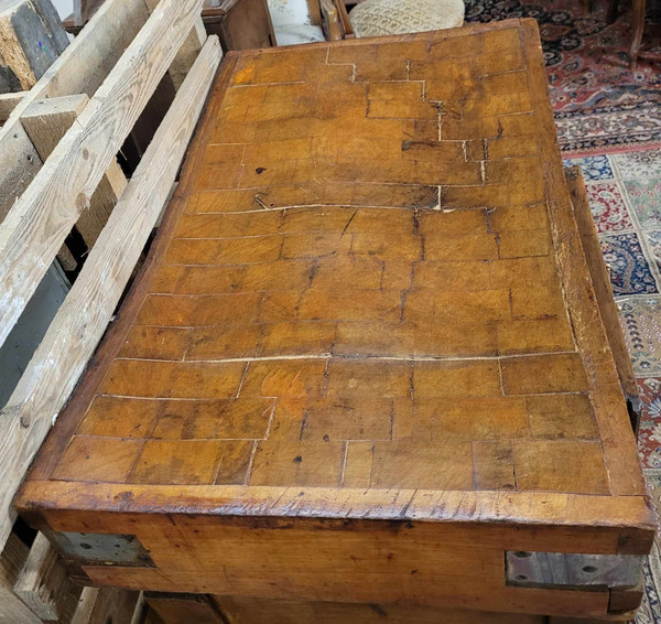 Butcher's block in beech with wooden top opens with a large drawer early 20th century