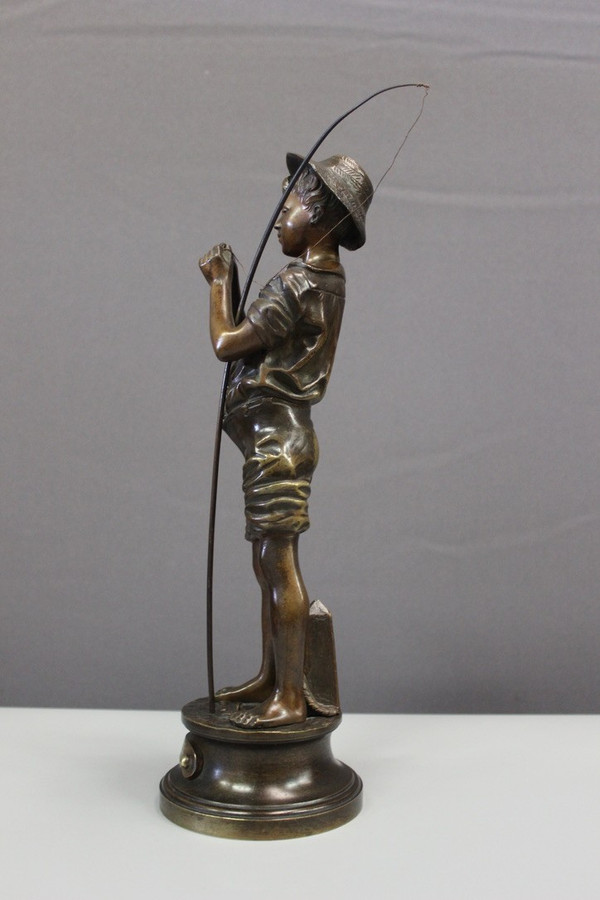 Bronze Par Lavergne Représentant Un Pêcheur vers 1900