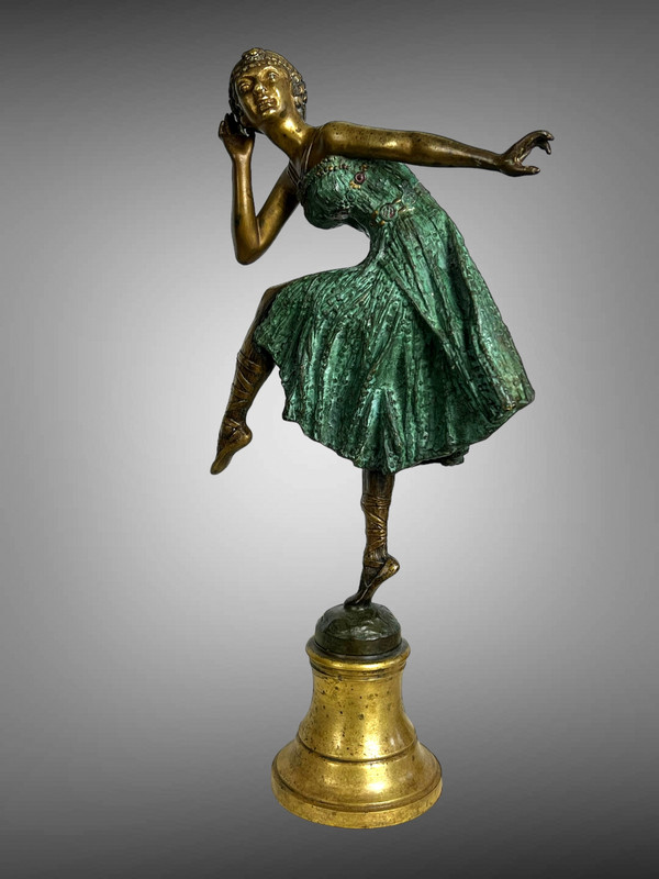 ART DECO BRONZE WITH POLYCHROME PATINA /DANCER / SIGNED "BOUSQUET" ON THE BASE