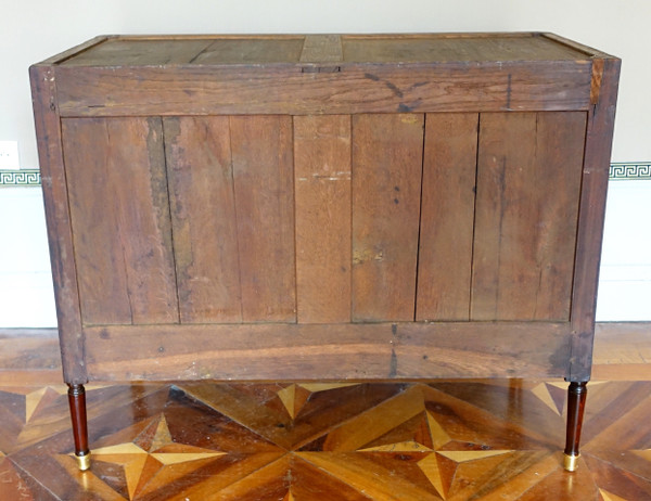 Louis XVI Directoire chest of drawers, speckled mahogany, Turquin marble - 18th century 113cm x 89.5cm