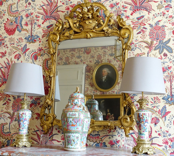 Pair of large lamps in Canton porcelain and gilt bronze