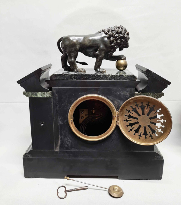 Medici Lion Architectural Clock with Cassolettes