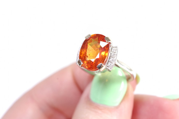 Mandarin garnet ring in white gold 18k, orange garnet spessartite, vintage ring, pre-owned jewelry