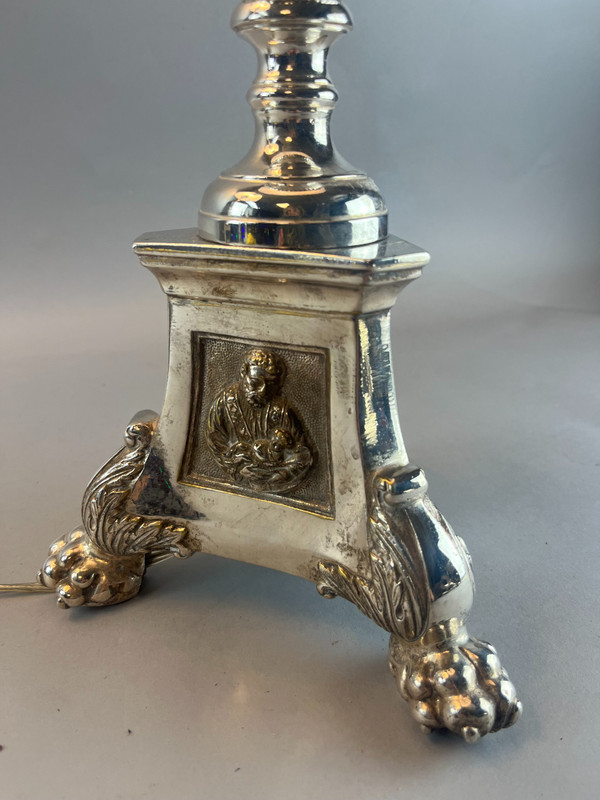 Pair of silvered bronze tripod lamps 