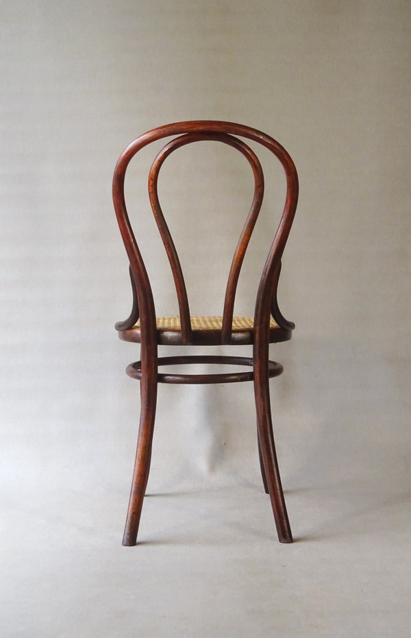 Chaise Thonet N° 18 teinte acajou, cannage neuf, 1890