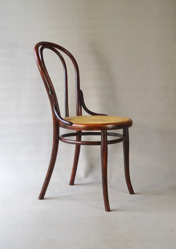 Chaise Thonet N° 18 teinte acajou, cannage neuf, 1890