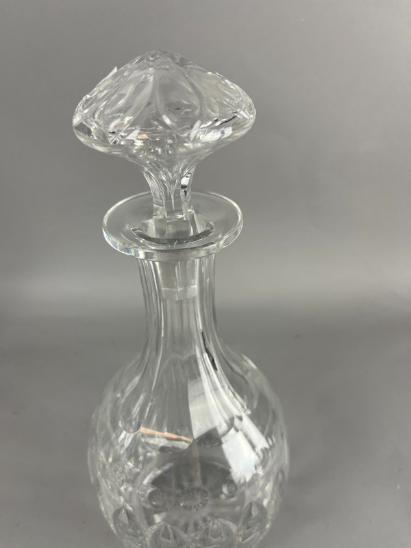 Pair of crystal carafes