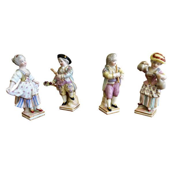 Saxony porcelain statuettes