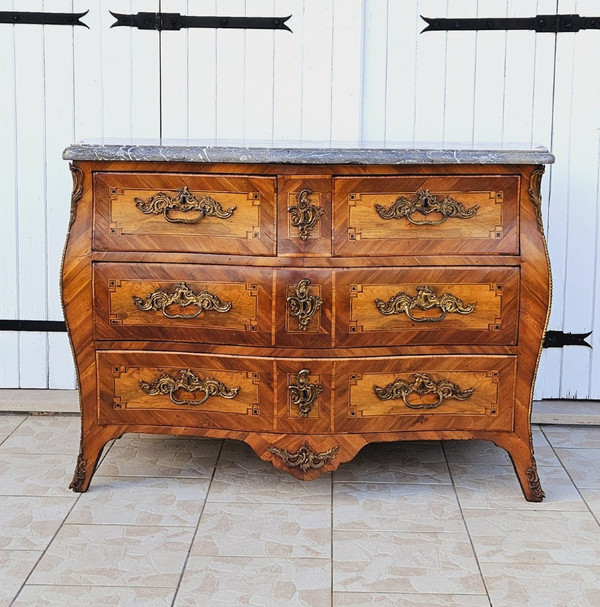 Louis XV all sides curved chest of drawers 18th century