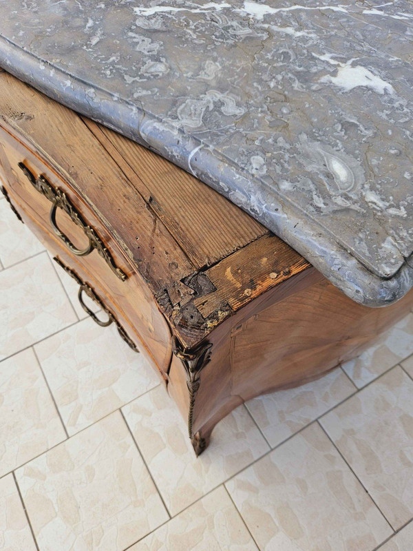 Louis XV all sides curved chest of drawers 18th century