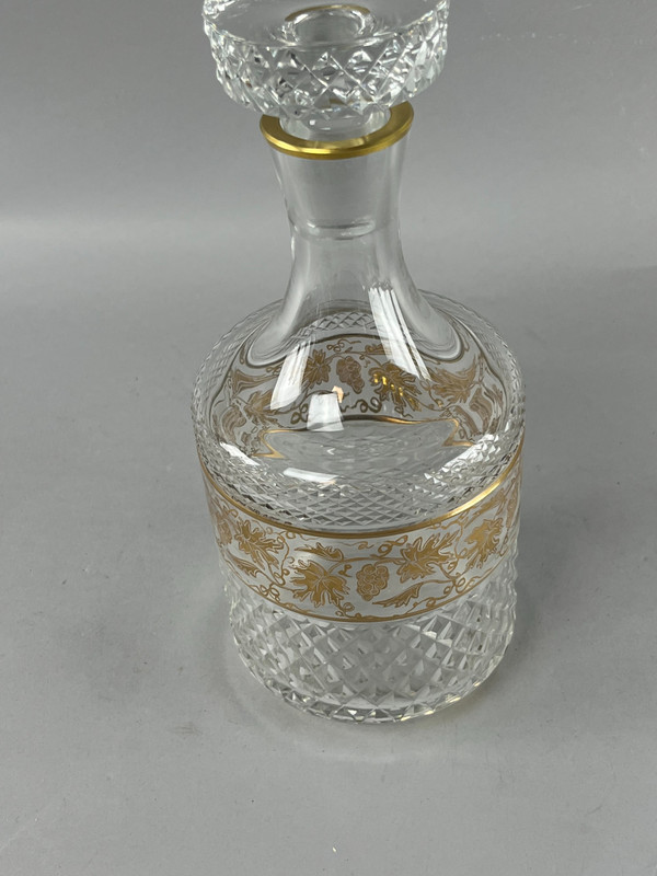 Crystal whisky carafe with vine decor