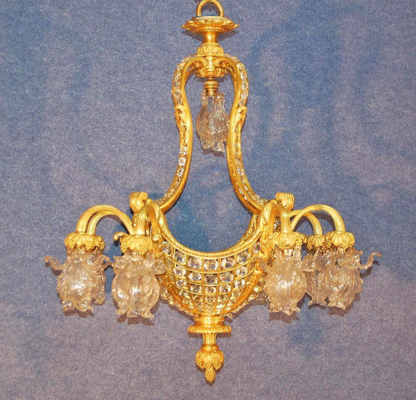 Important Chandelier In Gilt Bronze And Crystal 13 Lights