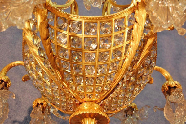 Important Chandelier In Gilt Bronze And Crystal 13 Lights