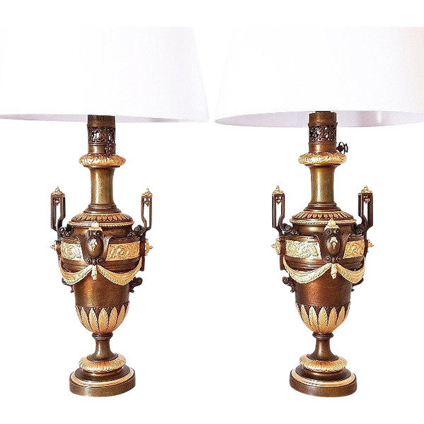 Important Pair Of Antique Lamps In Patinated And Gilded Bronze 19th Century