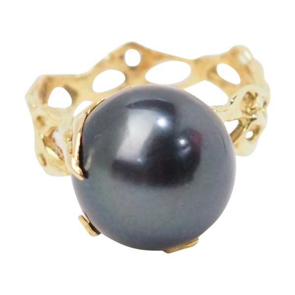 Openwork Ring In Yellow Gold And Tahiti Pearl