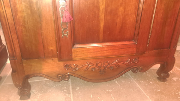 Buffet with two china cabinets in Louis XV style cherry wood, mid-20th century