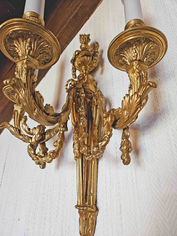 Gilded bronze wall lamp after Jean-charles Delafosse