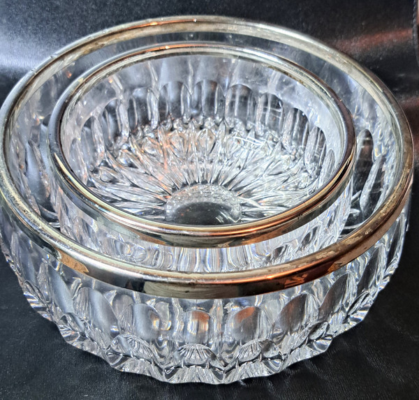 Paire de coupe en cristal taillé bague en métal argenté