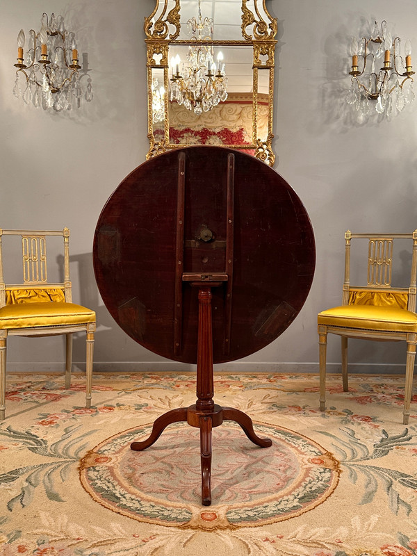 Louis XVI Mahogany Tilting Pedestal Table Circa 1780