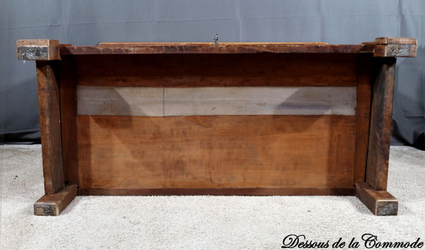 Walnut Commode, Restoration Period - 1st Part 19th