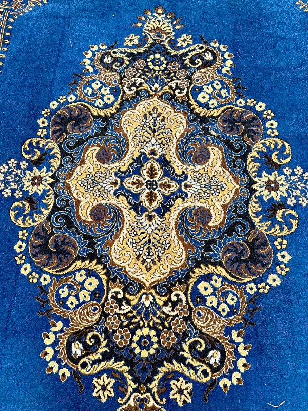 Tapis oriental en laine, XXe siècle 