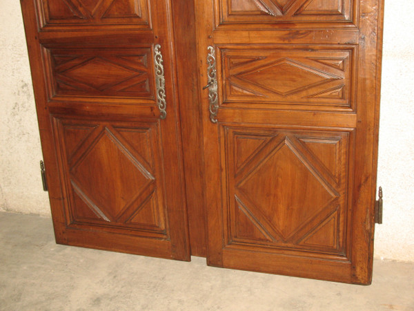 Pair of Louis XIII walnut paneled doors 17th century Périgord origin