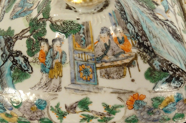 Covered Terrine China Green Family Characters Landscapes 18th century