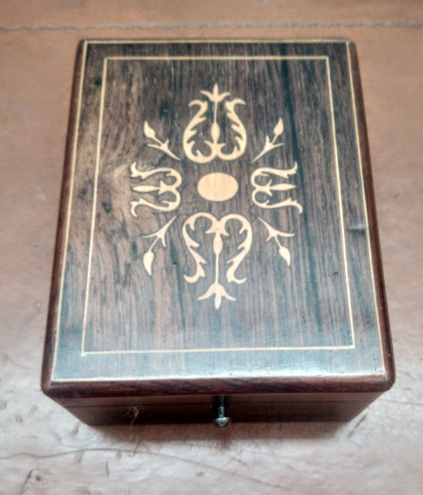 Watch box