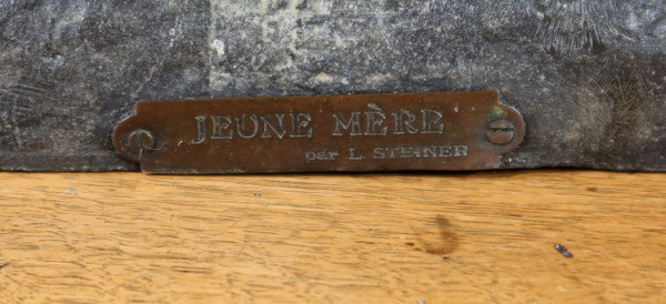 Statue en Régule « Jeune Mère » par L. Steiner – Fin XIXe