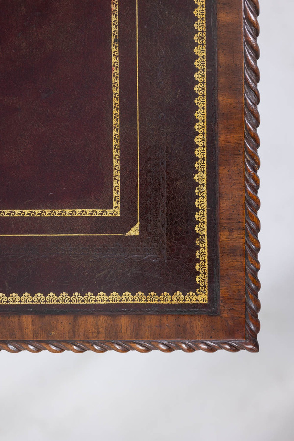 Chippendale-style mahogany table, or desk. Circa 1950. LS5932456G