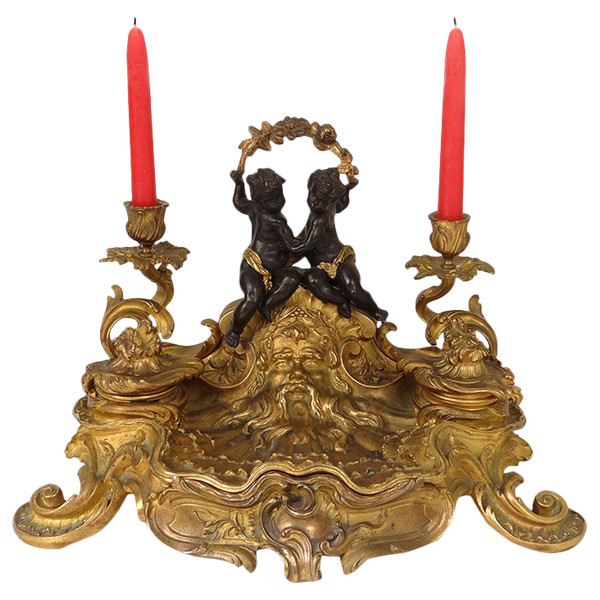 Calamaio Luigi XV rocaille candelieri in bronzo carattere cherubini 41 cm XVIII secolo