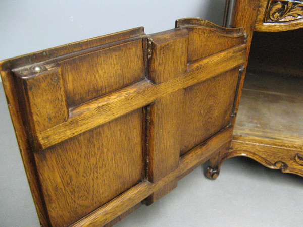 Master Cabinet. Miniature sideboard.