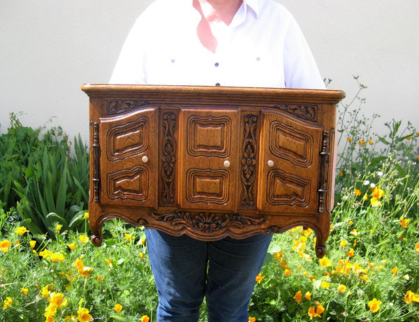 Master Cabinet. Miniature sideboard.