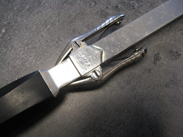 Instrument de Chirurgie: Ecraseur linéaire De Chassaignac.