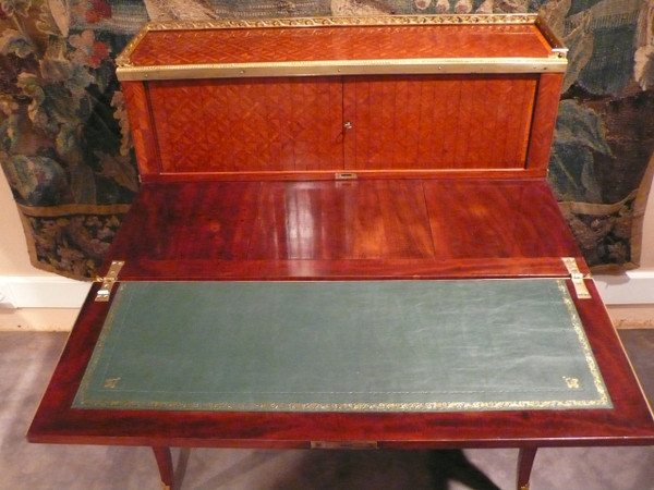 Marquetry system desk.