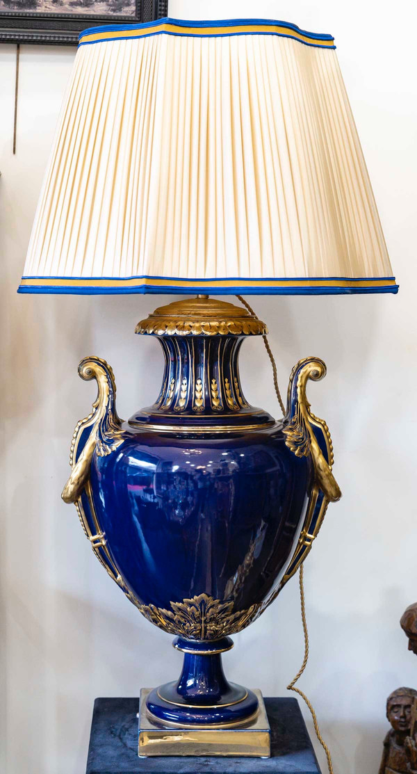 Important Pair Of Late 19th Century Blue Porcelain Lamps