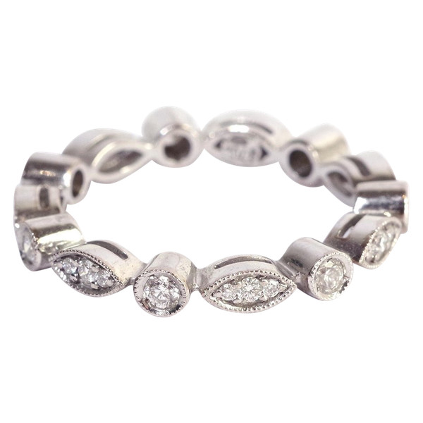 Vintage diamond eternity band in 18k white gold, band ring, wedding ring, bridal ring, diamonds